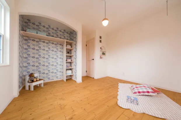 【子供部屋】花柄クローゼットがかわいい