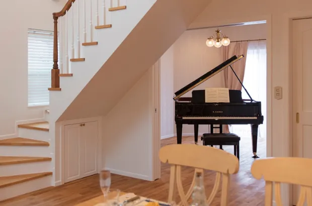 ピアノ教室を開くクイーンアンスタイルのお家