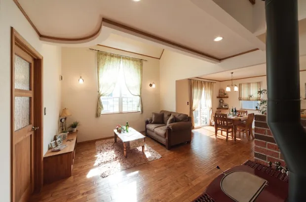 薪ストーブが心地いい大屋根の家