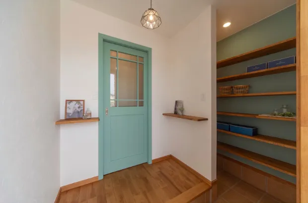 腰壁×黒板のあるカフェっぽナチュラルハウス