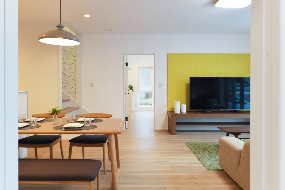 家族の会話がはずむ彩り豊かなLDK