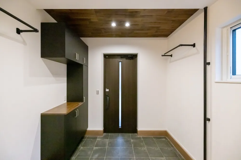 ショップのような玄関