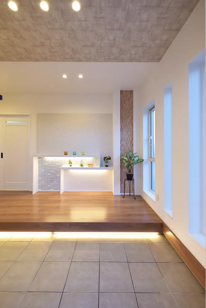 柔らかい光が出迎える玄関