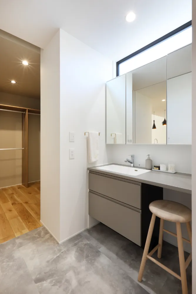 暮らしに機能と感性を。