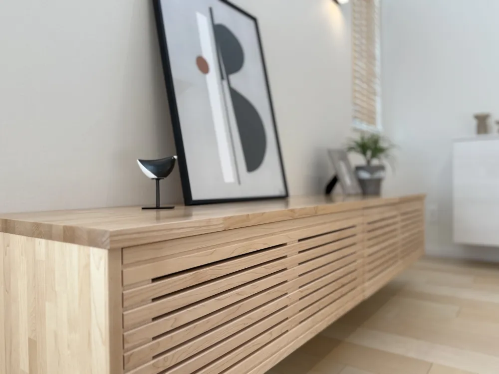 吹き抜けリビングのある家