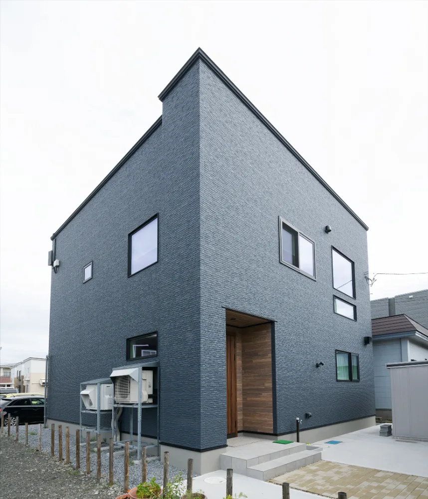 眺望とプライバシーを叶えた2階リビングの家