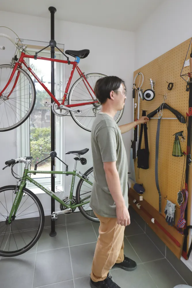 土間を広く、こだわりの趣味空間