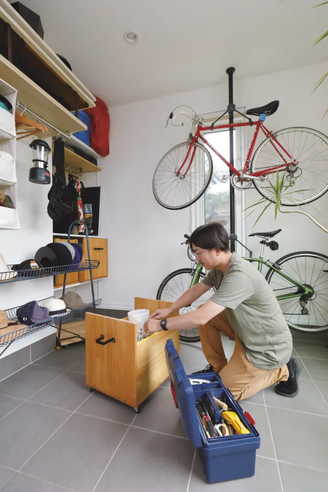 土間を広く、こだわりの趣味空間