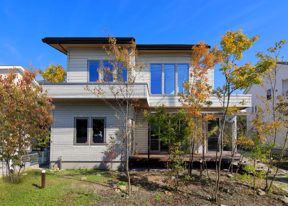 大人の贅沢を叶えた、空間がひとつながりの家