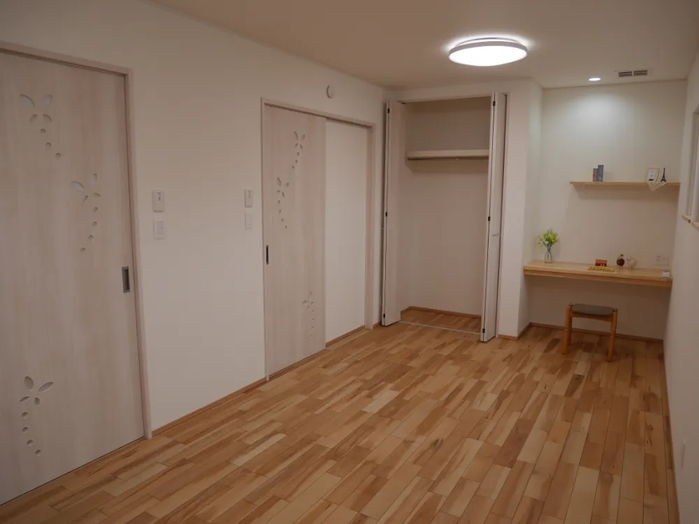 のびのびと子育てを楽しめる二世帯住宅の家