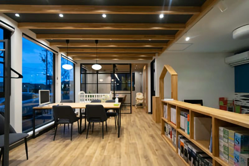 ミーティングスペース