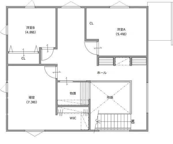 足元から無垢材のぬくもりを感じられる、自然素材も取り入れた開放感抜群な木の家
