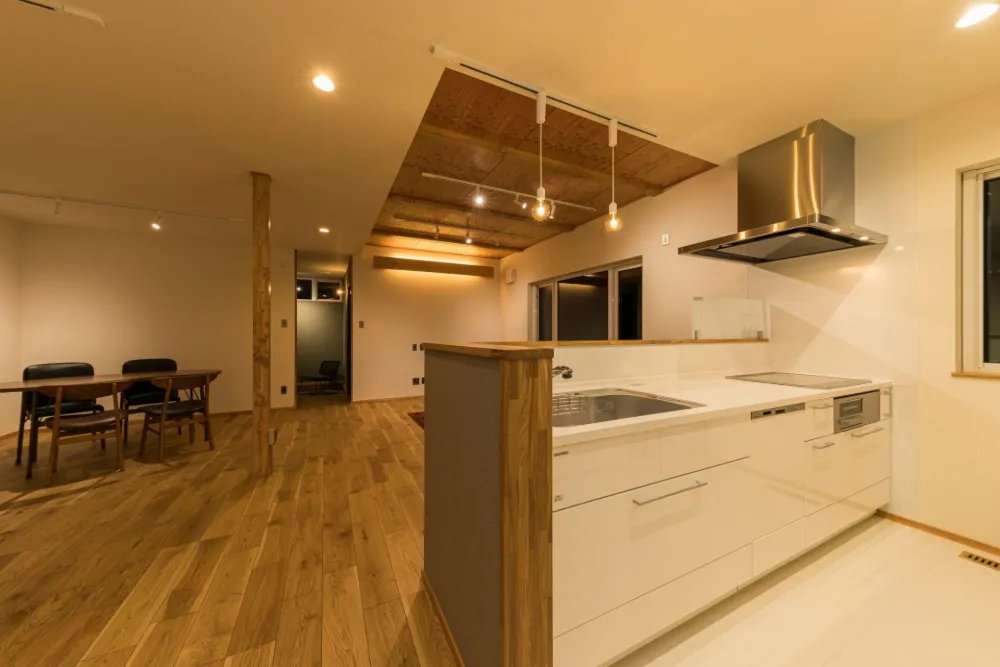 暮らしの可能性を広げてくれる土間のある家