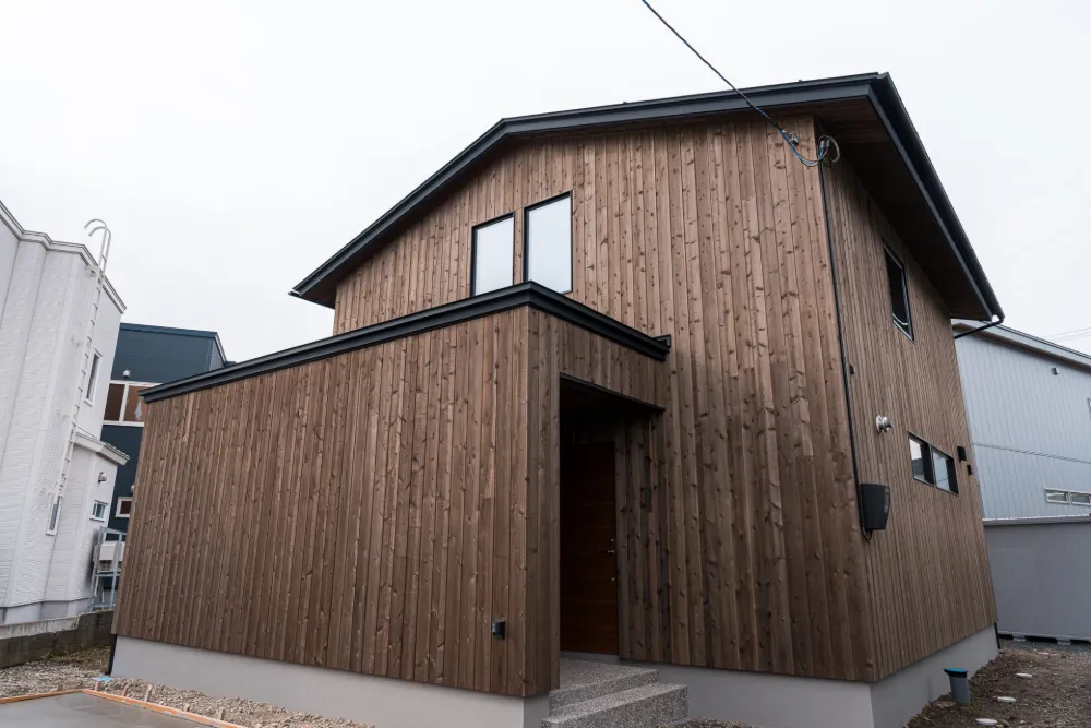 パッシブデザインハウス、自然のエネルギーをうまく利用した自然素材の家