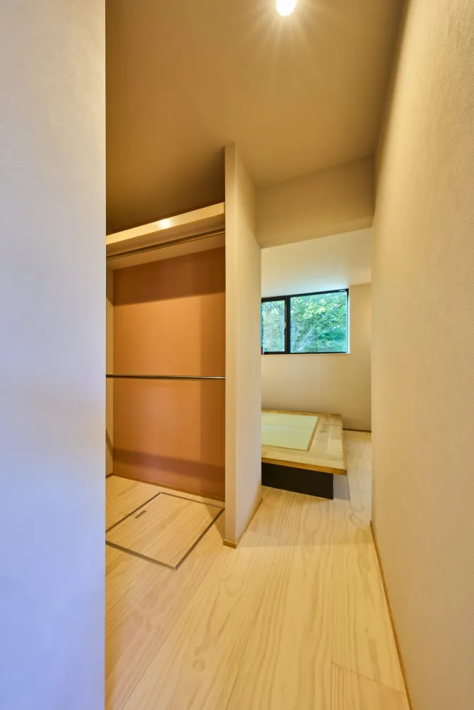 廊下がなく、扉だけでつながる間取りだから通気性抜群