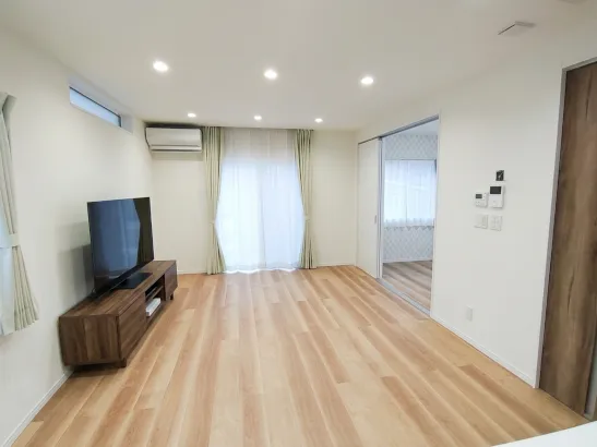 光あふれる、開放的な多機能リビング