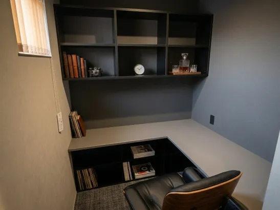 「こもる」愉しみを極める、自分だけの隠れ家書斎