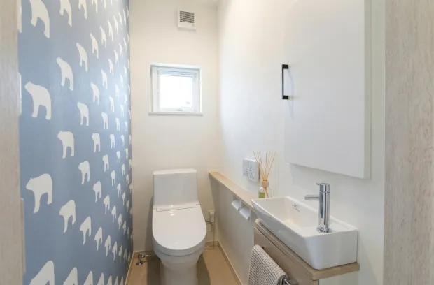 遊び心と機能美が響き合う、モダンな暮らし